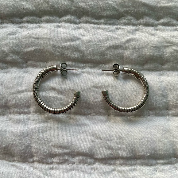 David Yurman Classic Cable Hoop Earrings - Picture 1 of 9